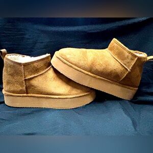 Platform ankle boots